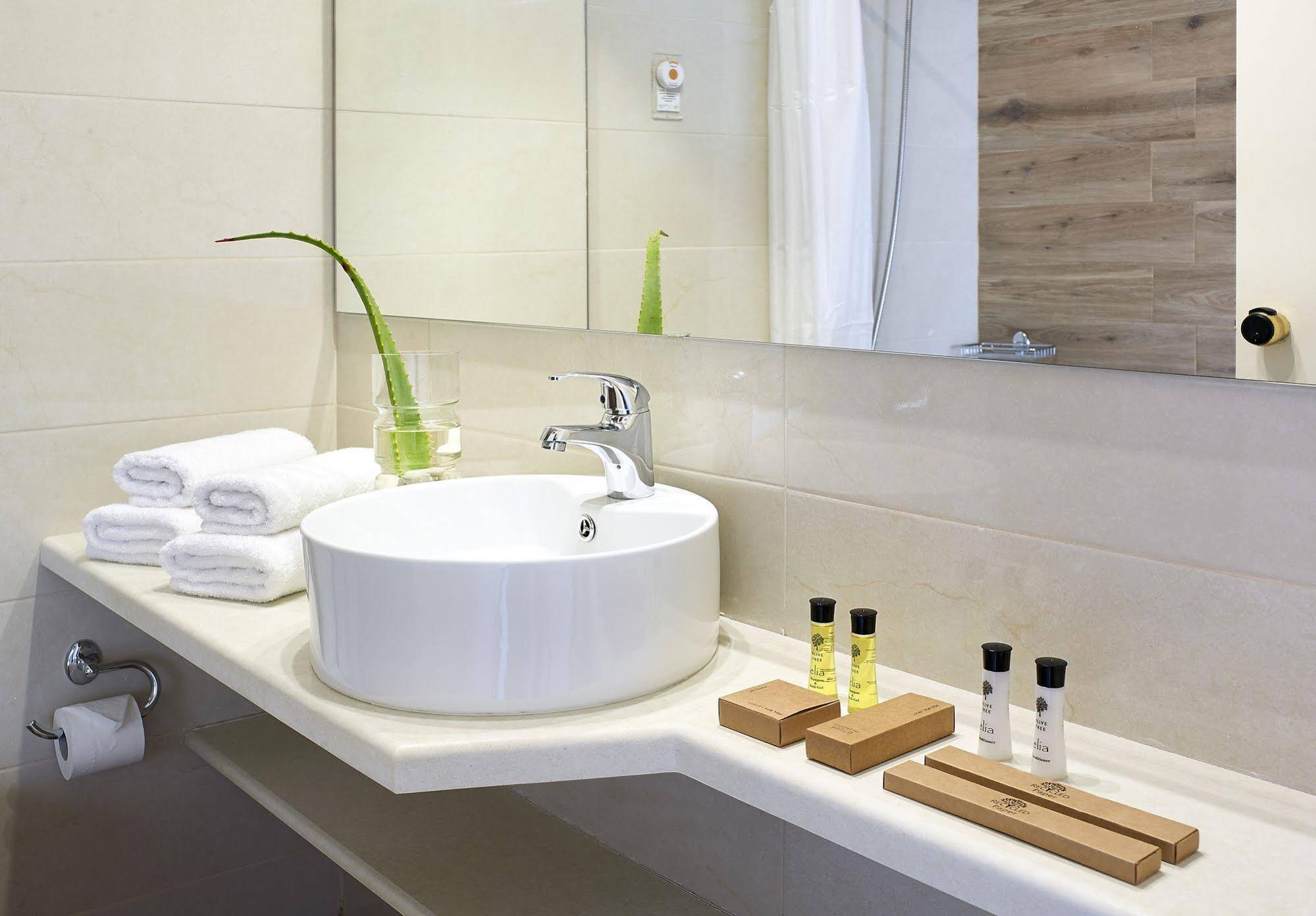 Malia Bay Beach Hotel & Bungalows