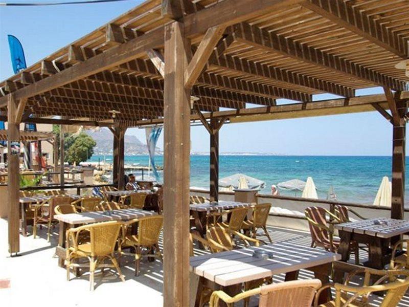 Enorme Ammos Beach