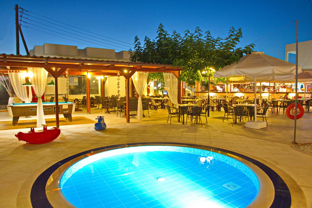 Maria Rousse Hotel