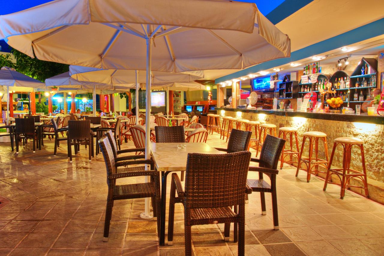 Maria Rousse Hotel