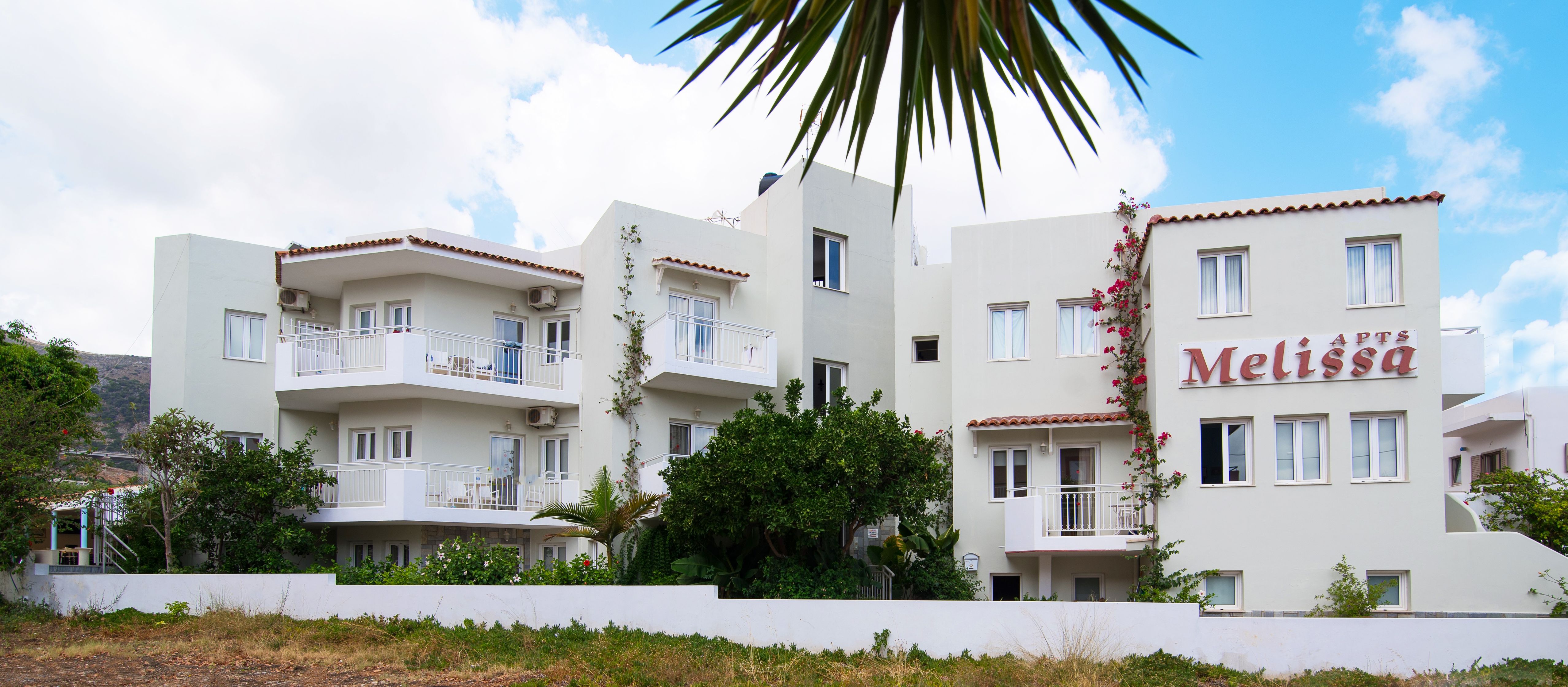Melissa Apartments