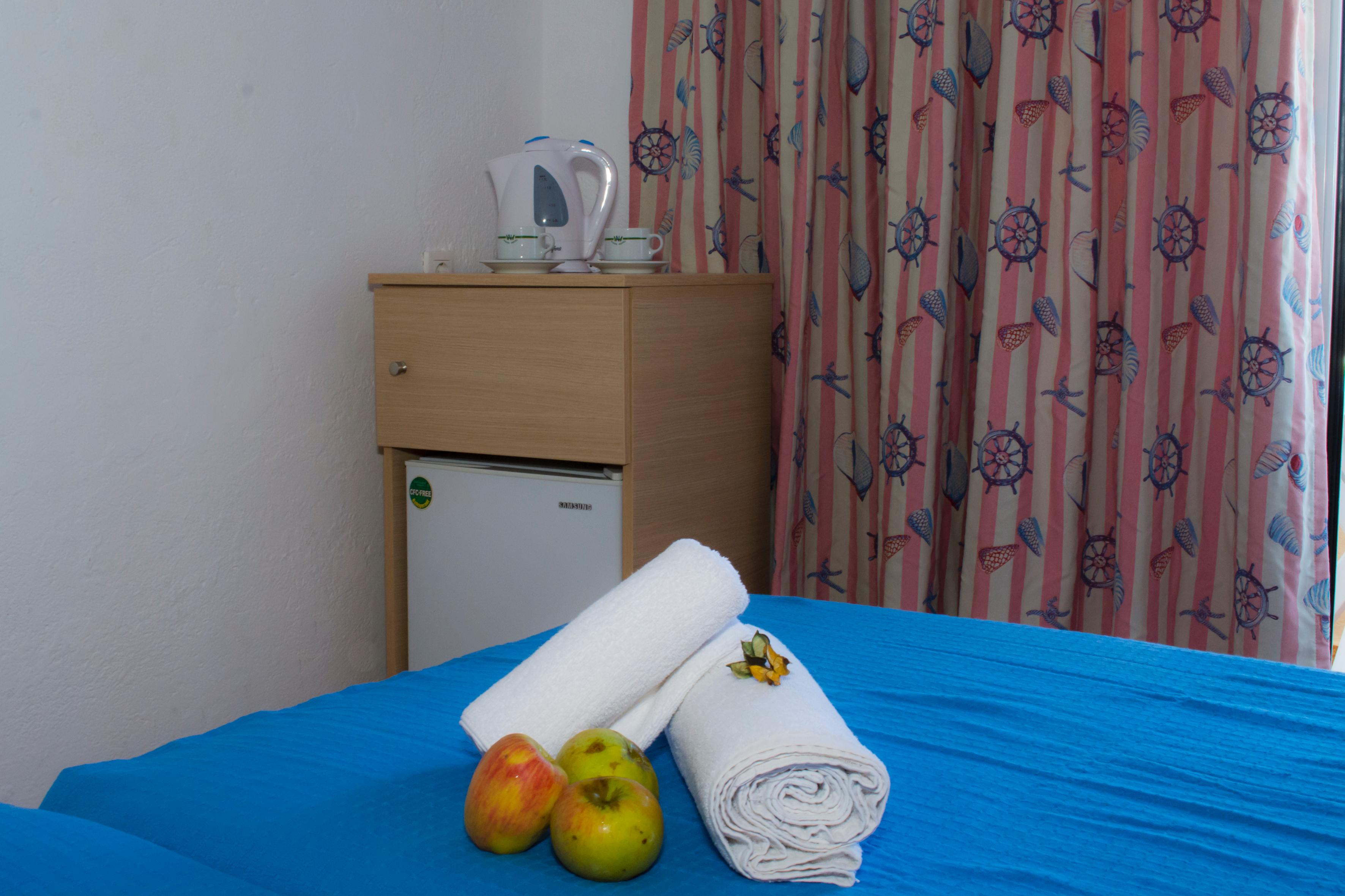 Nikos Hotel