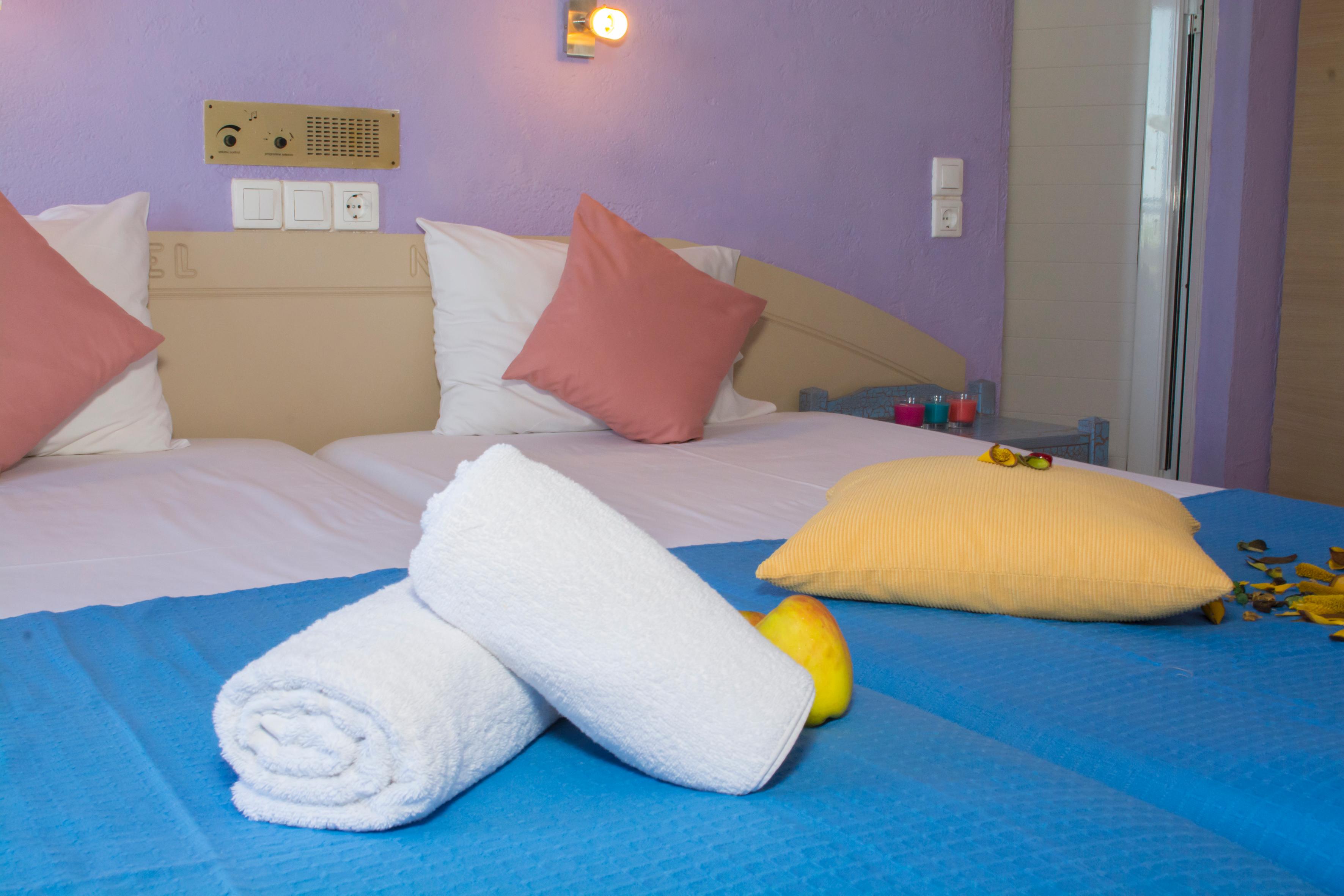 Nikos Hotel