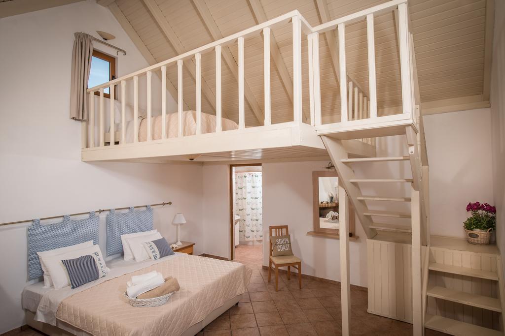 Notos Heights Hotel & Suites