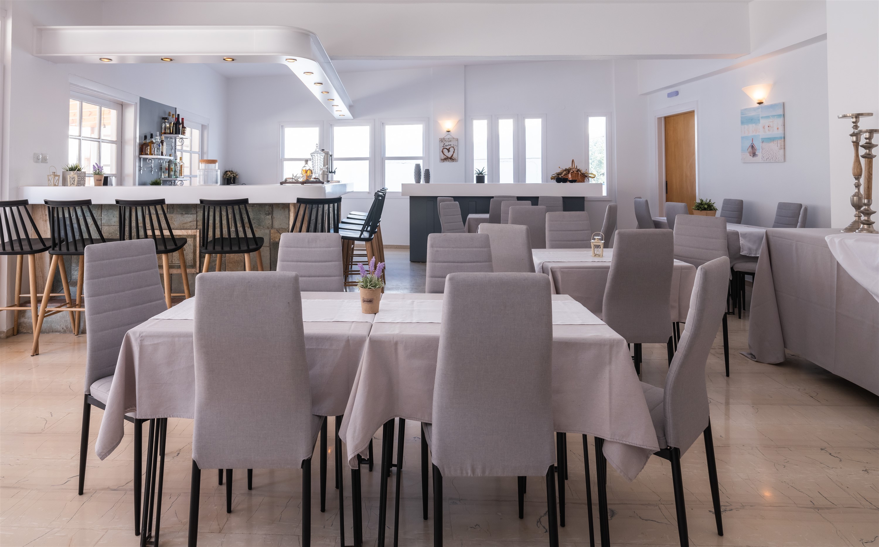 Pasiphae Hotel