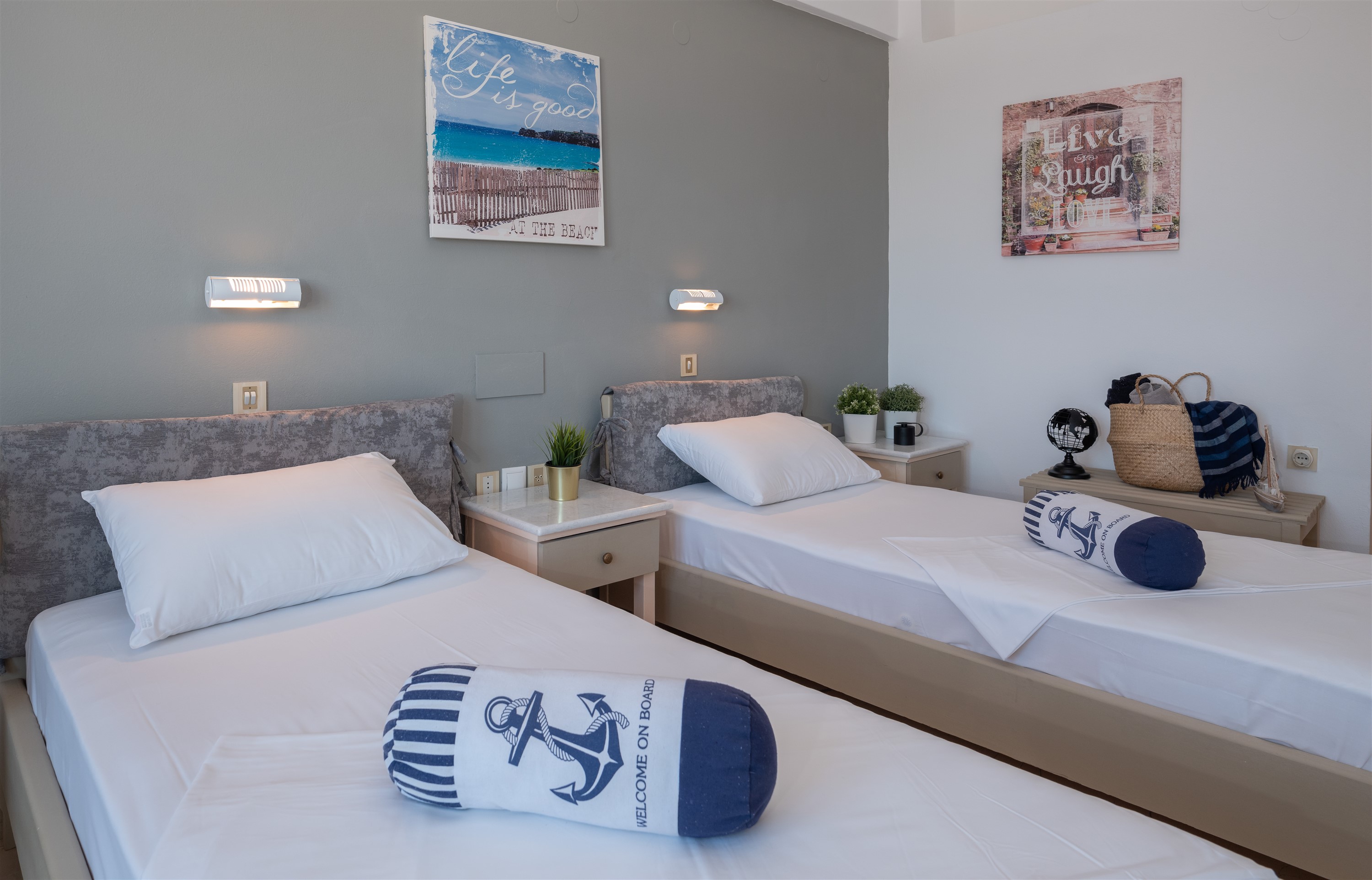 Pasiphae Hotel