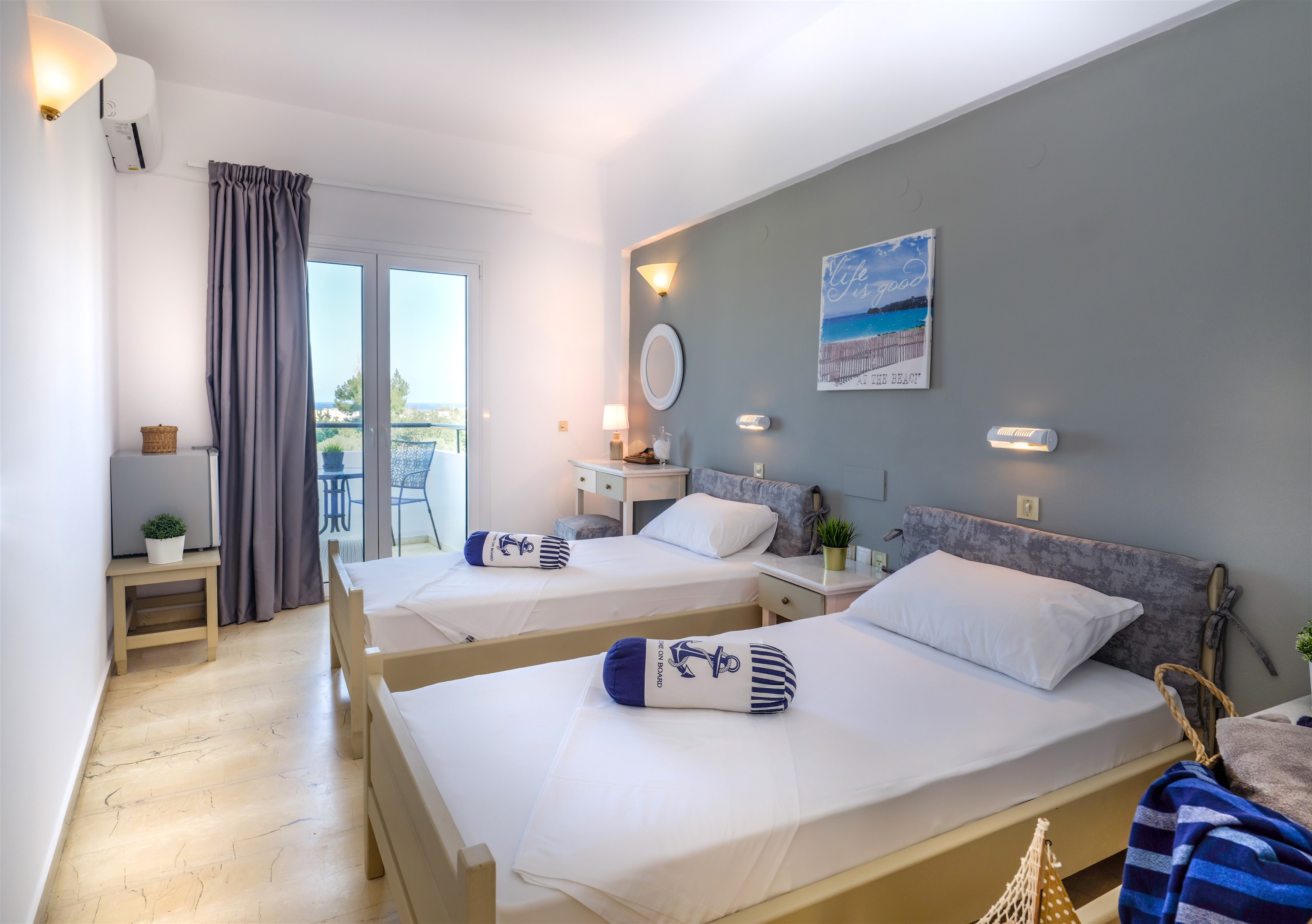 Pasiphae Hotel