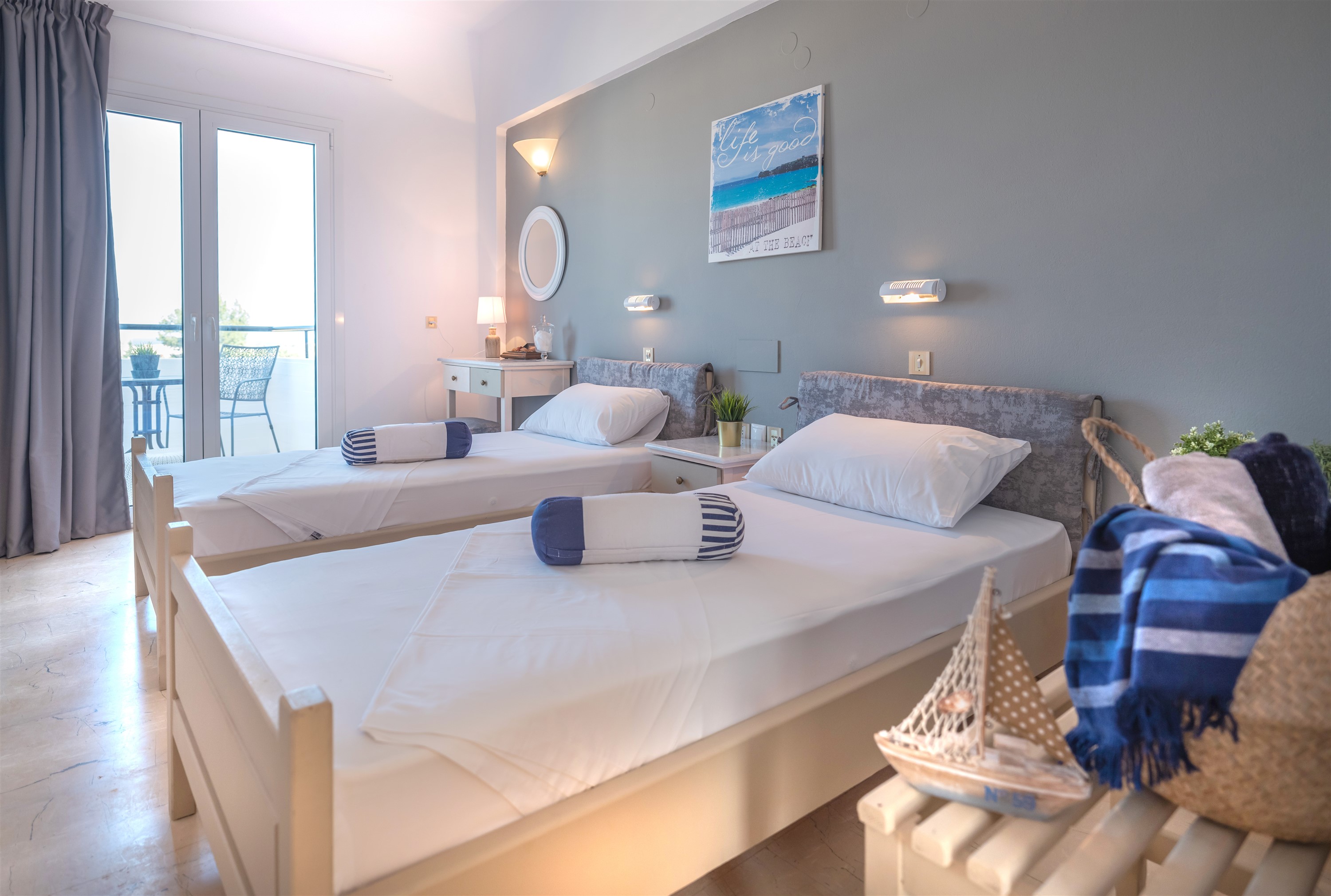 Pasiphae Hotel