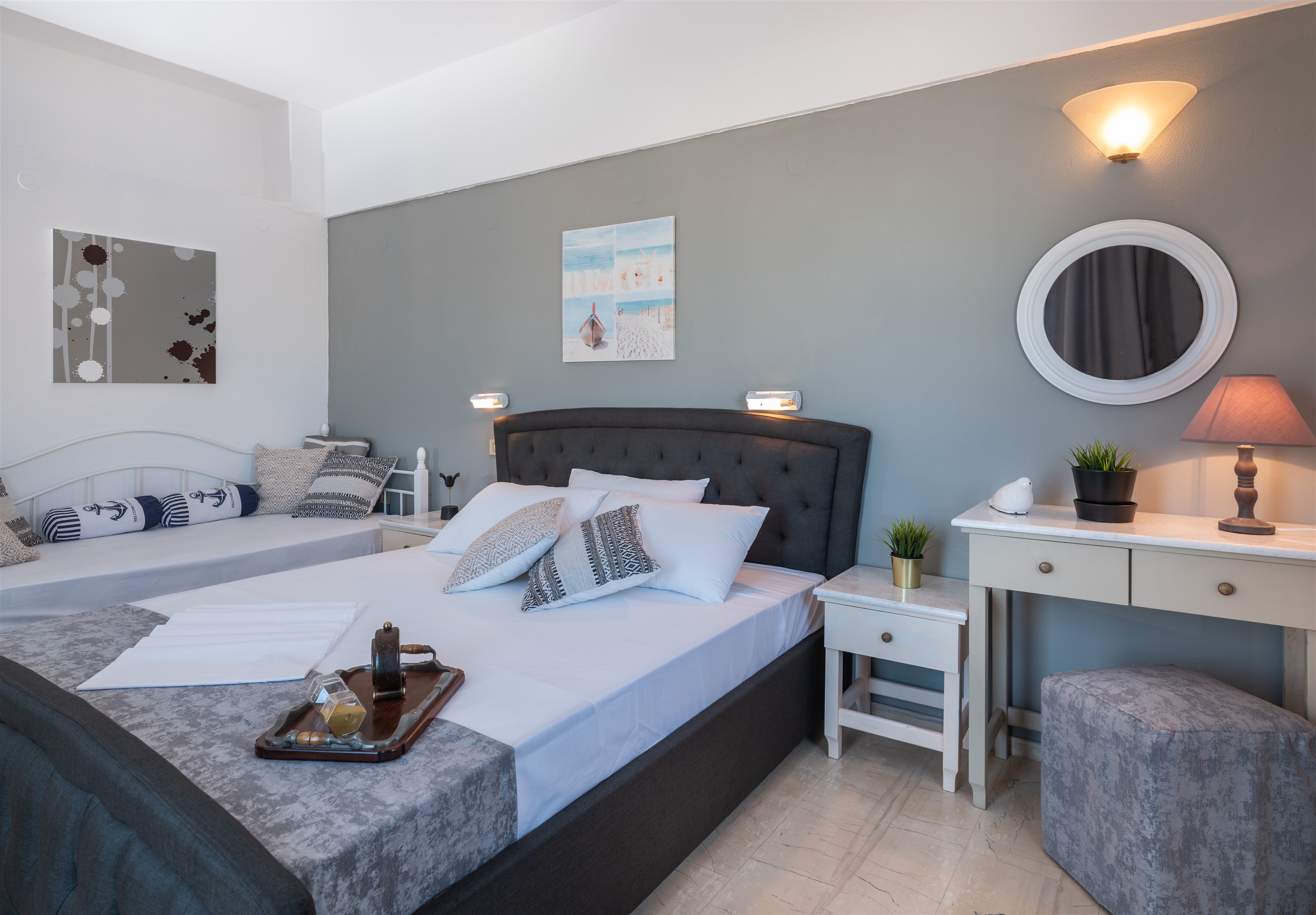Pasiphae Hotel
