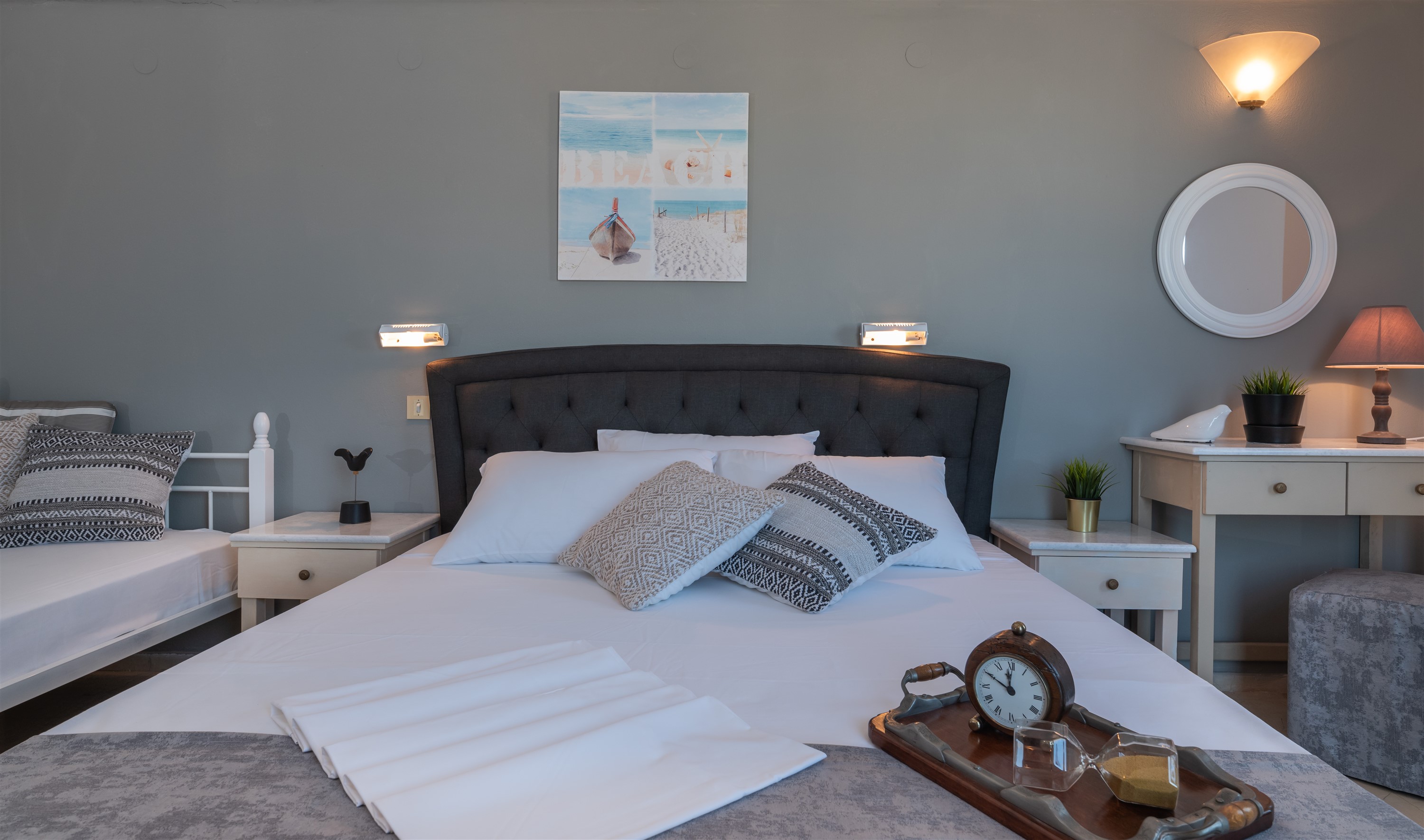 Pasiphae Hotel