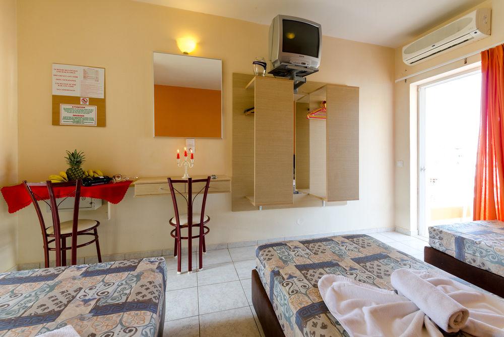 Princess Studios Malia