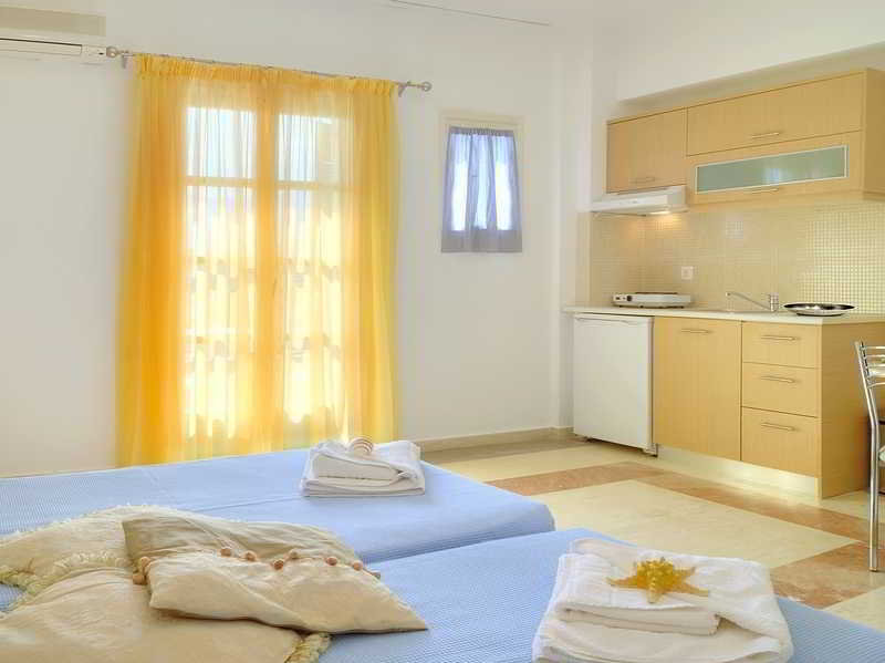 Pyrgos Beach Malia Apartments