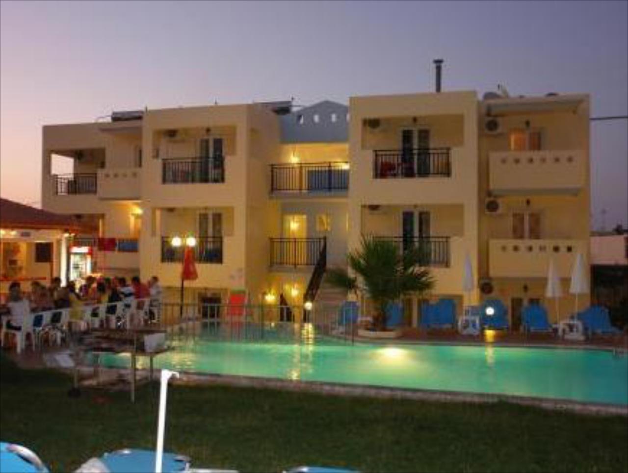 Sunshine Hotel & Studios