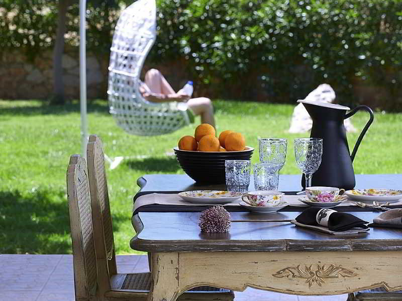 Sun Village Malia Boutique Hotel