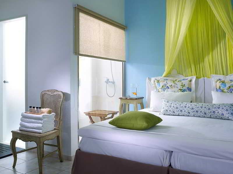 Sun Village Malia Boutique Hotel