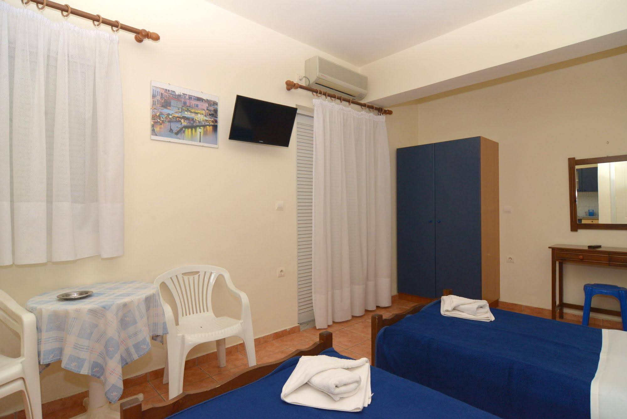 Katerina Rooms Agii Apostoli