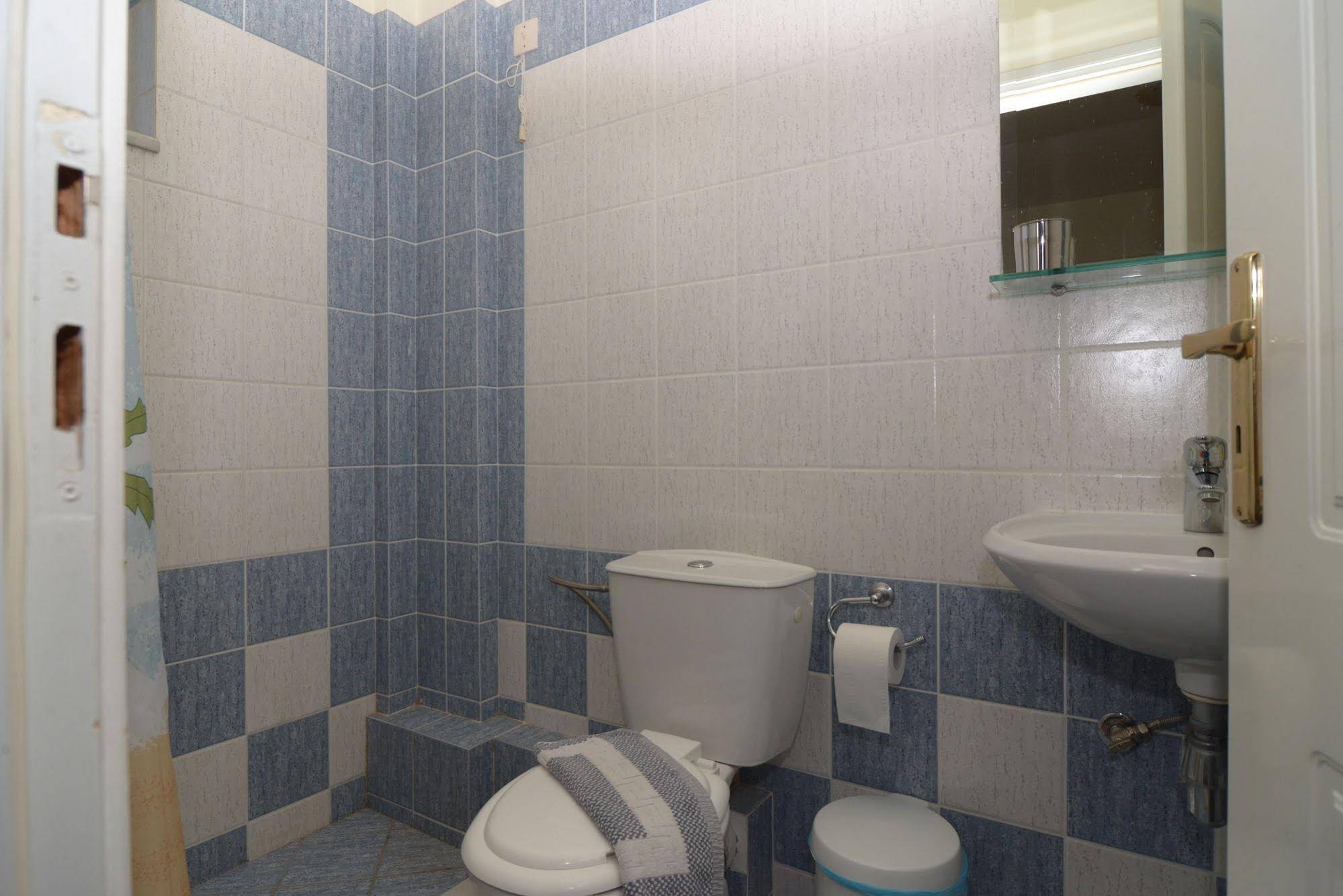 Katerina Rooms Agii Apostoli