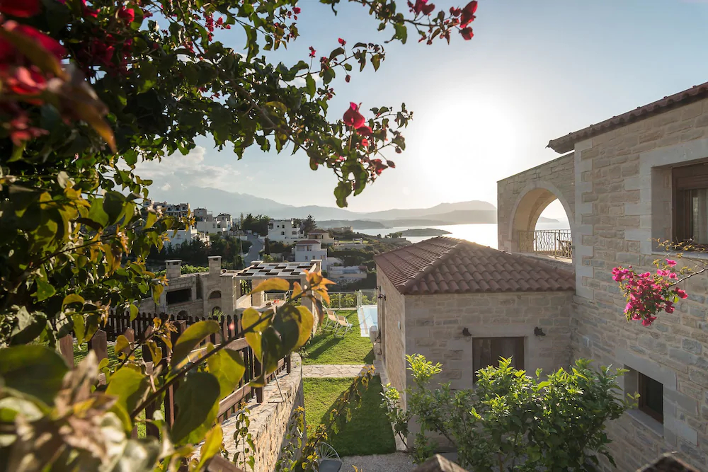 Hectoras Villa In Plaka