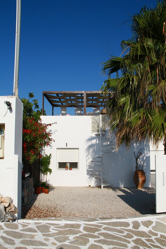Villa Dionysos