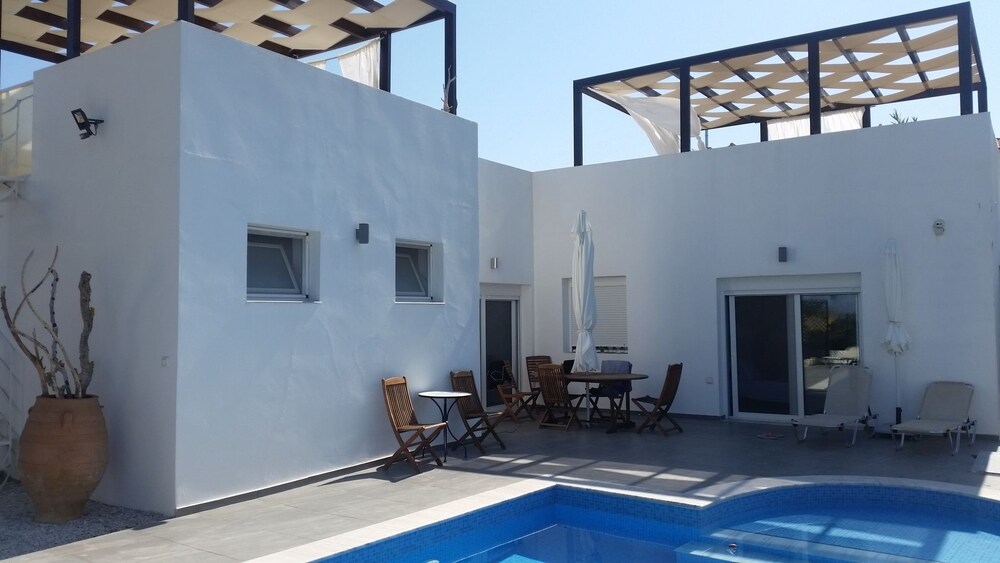 Villa Dionysos