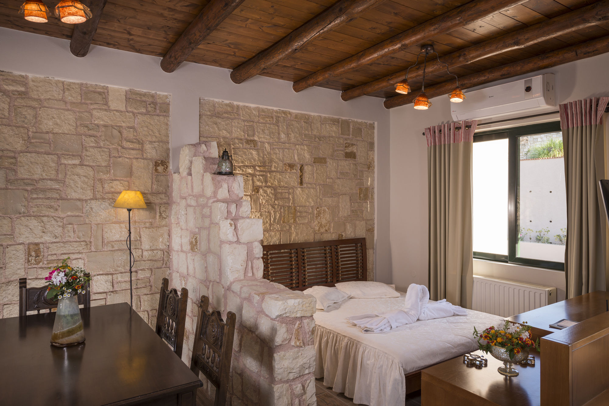 Athina Luxury Villas