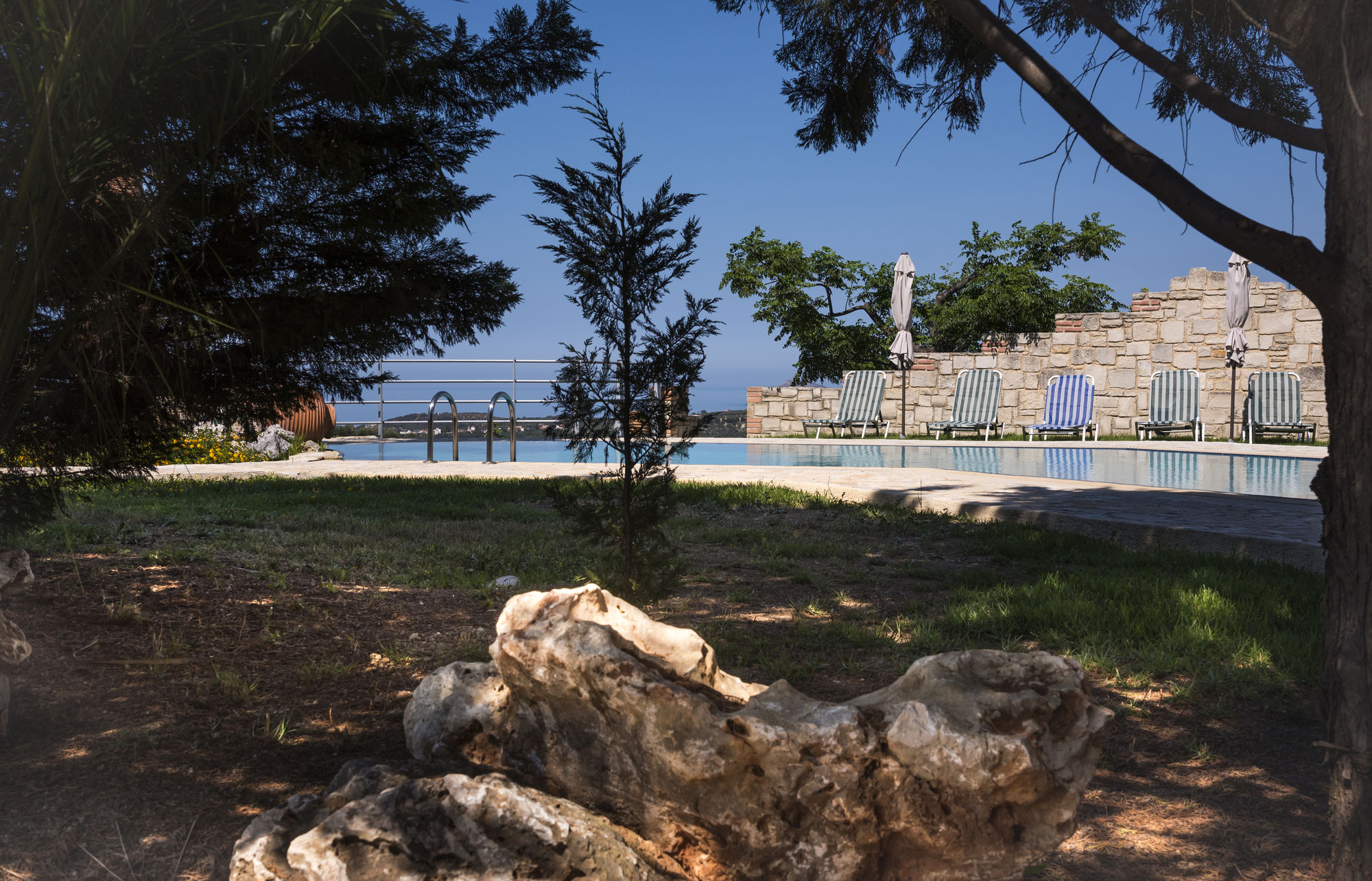 Athina Luxury Villas