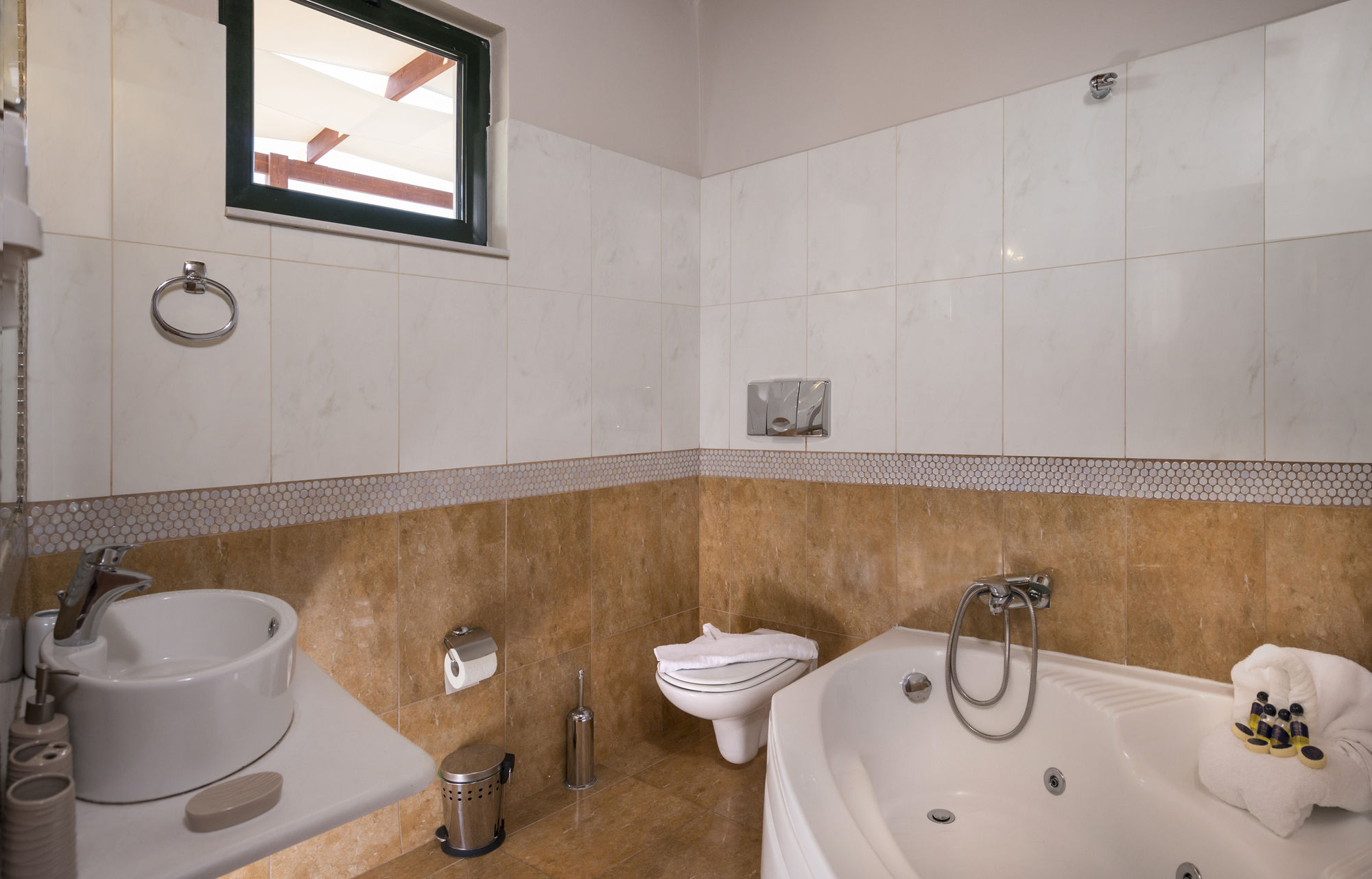 Athina Luxury Villas