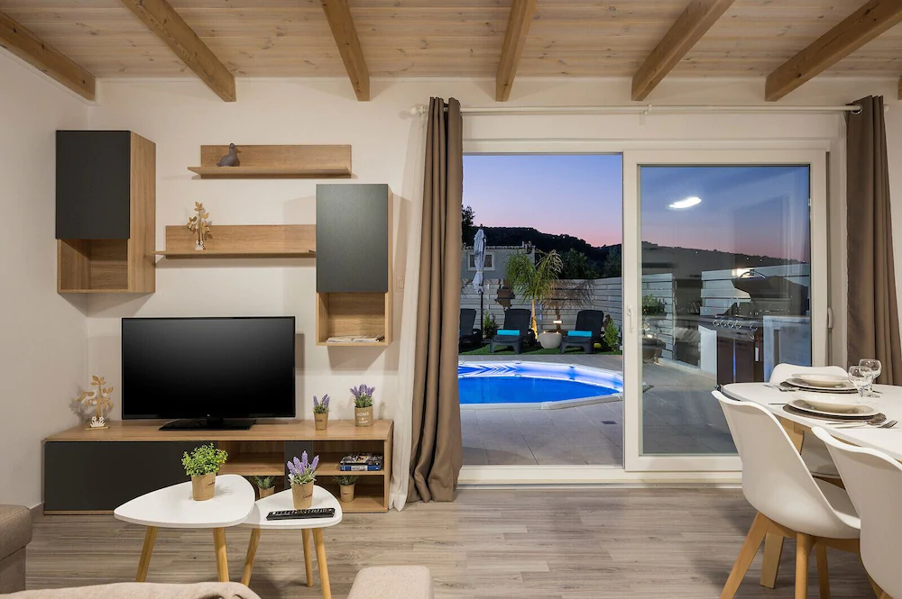 B&M Villas