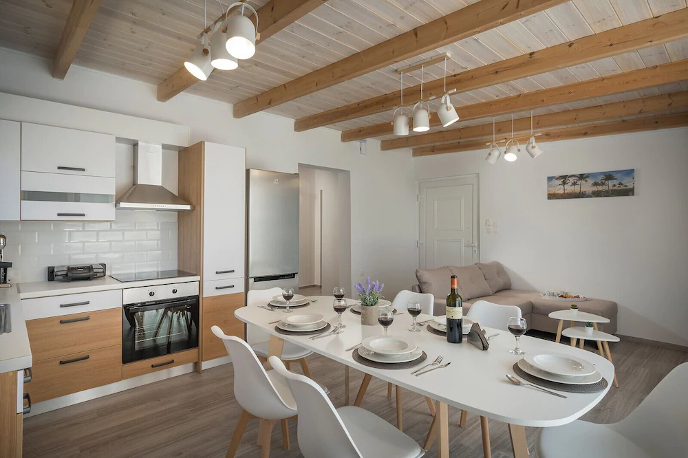 B&M Villas
