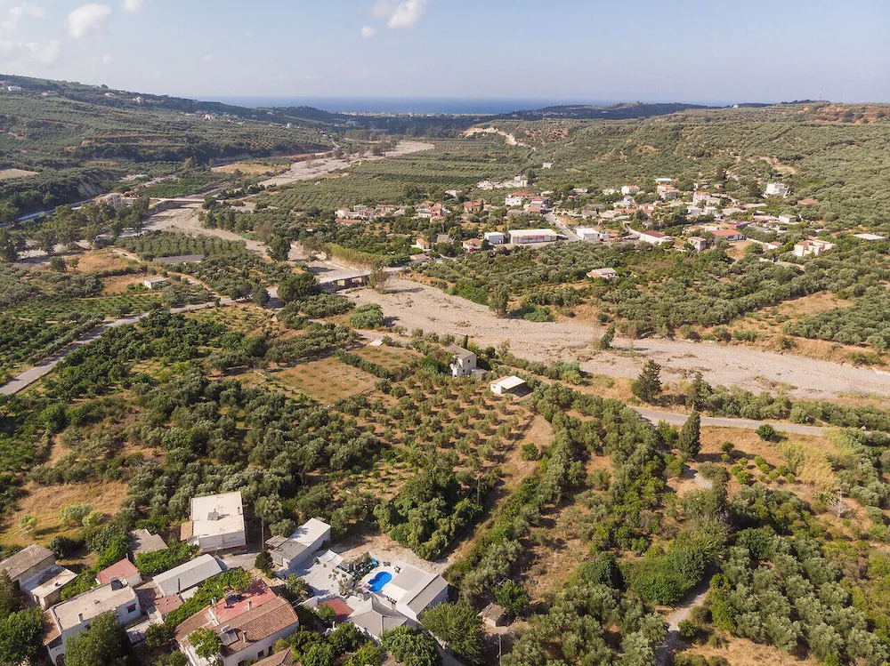 B&M Villas