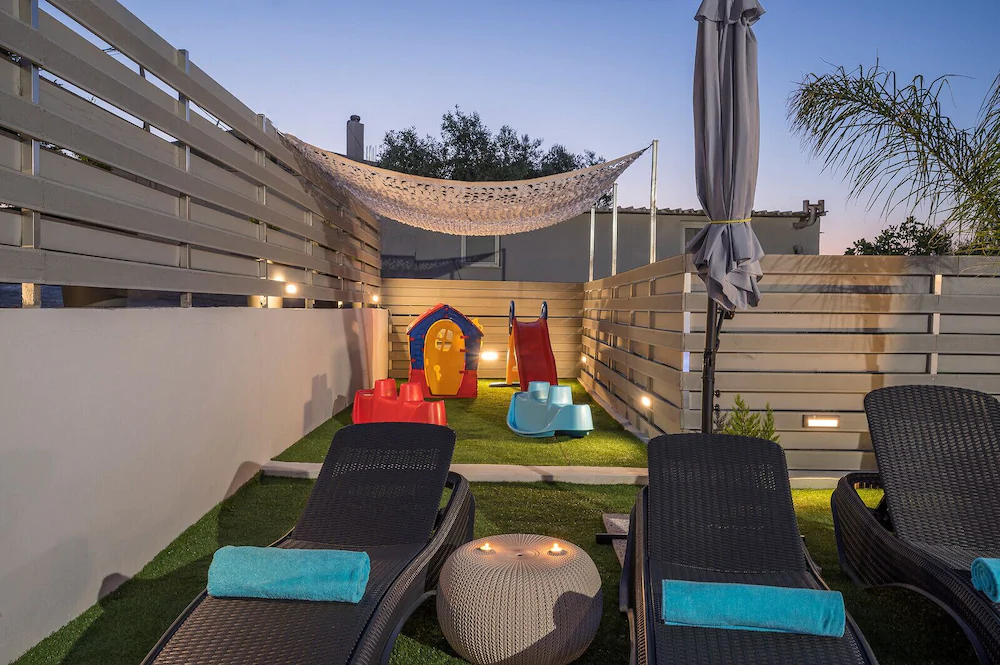 B&M Villas
