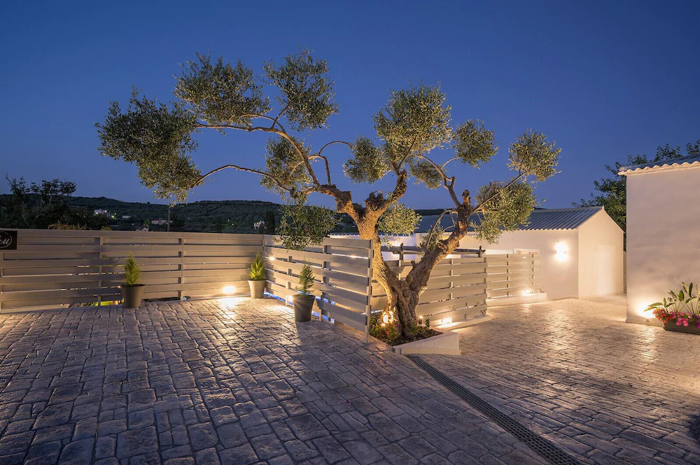 B&M Villas