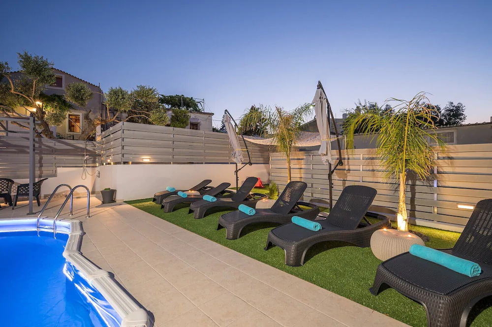 B&M Villas