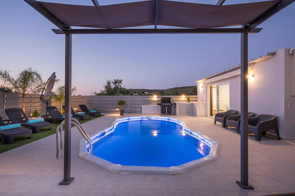 B&M Villas