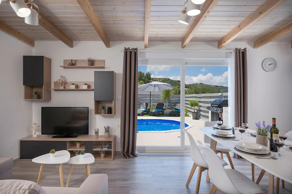 B&M Villas