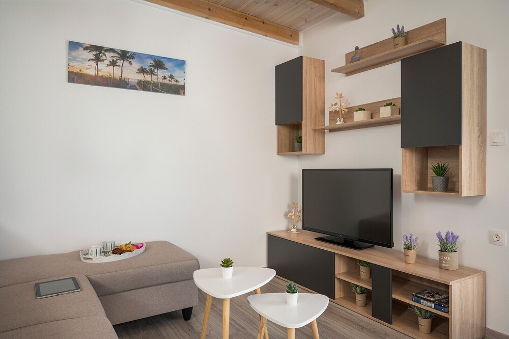 B&M Villas