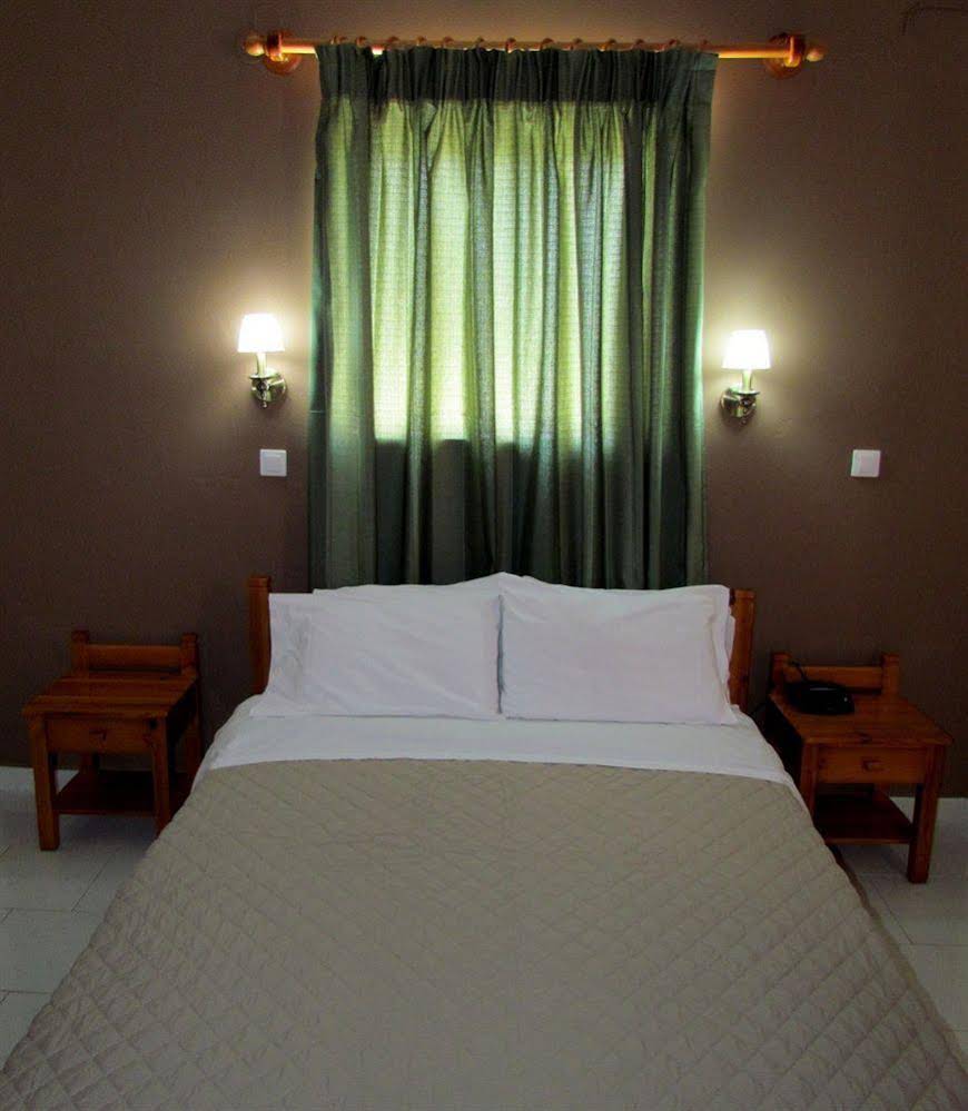 Cathrin Apartments and Studios