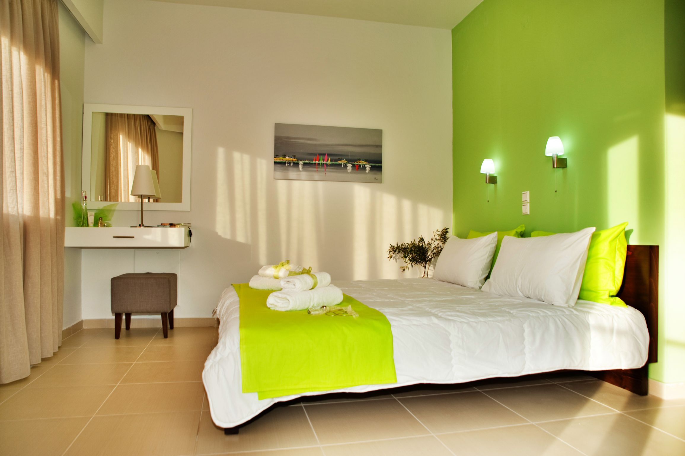 Esthisis Suites