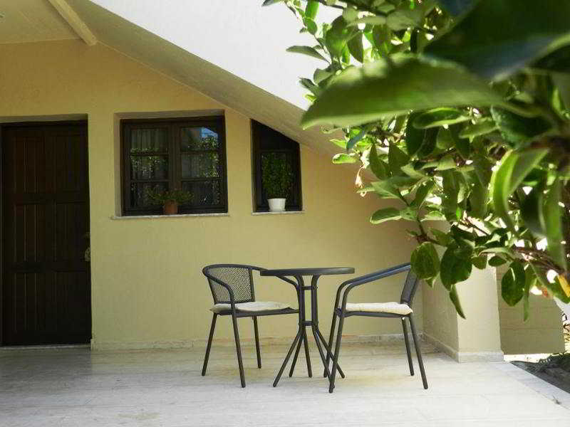 Evangelos Apartments