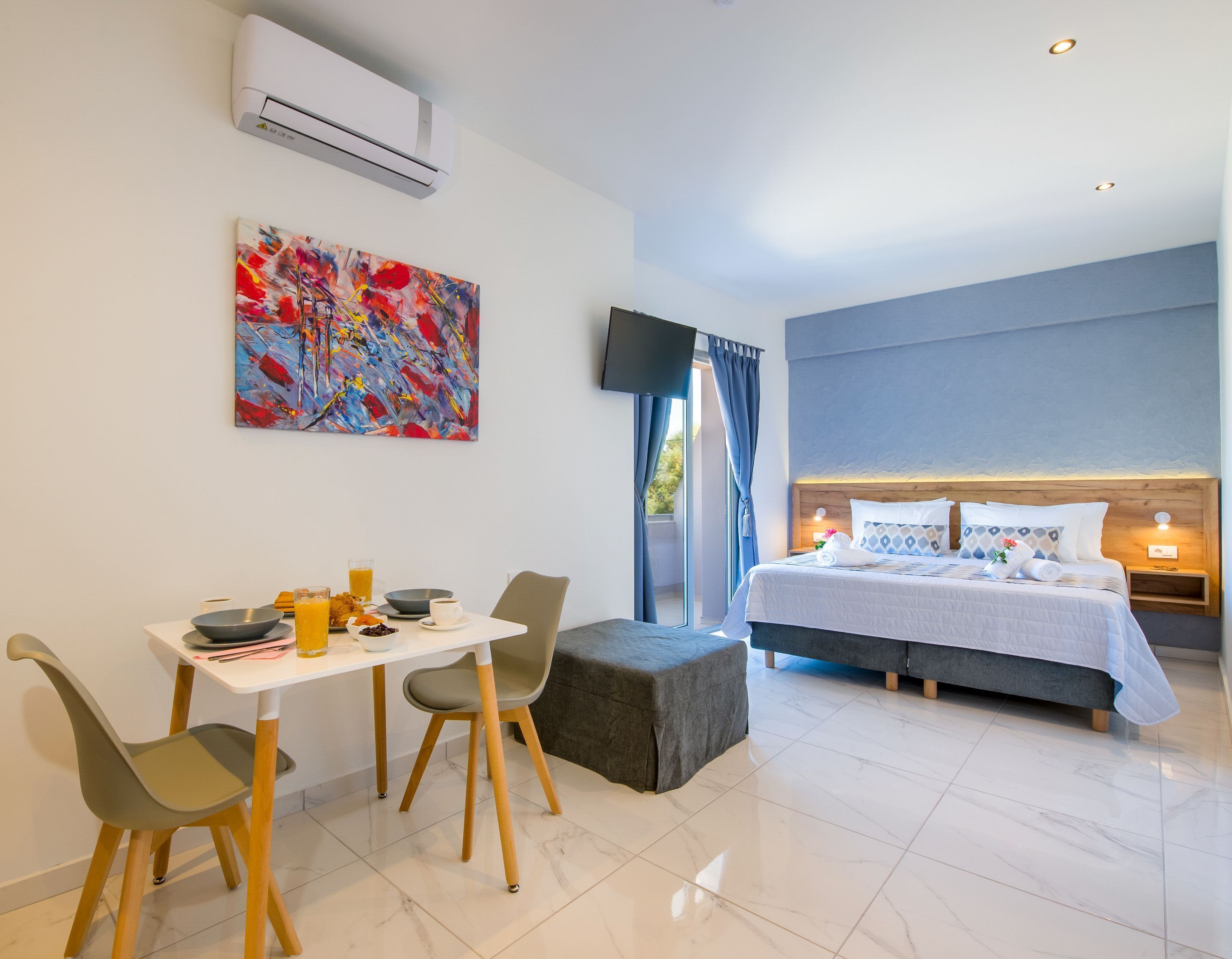 Linda Apartments