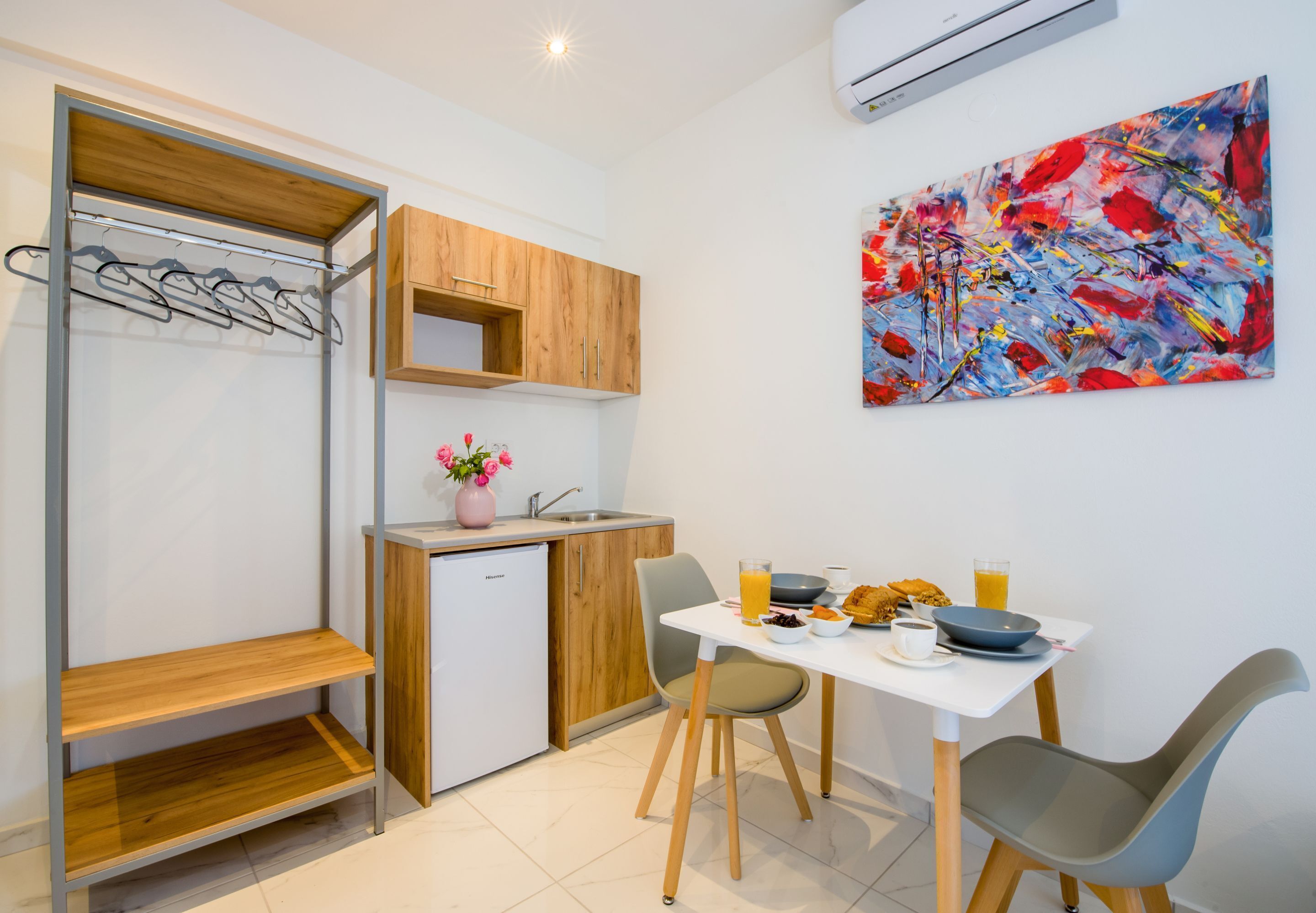 Linda Apartments