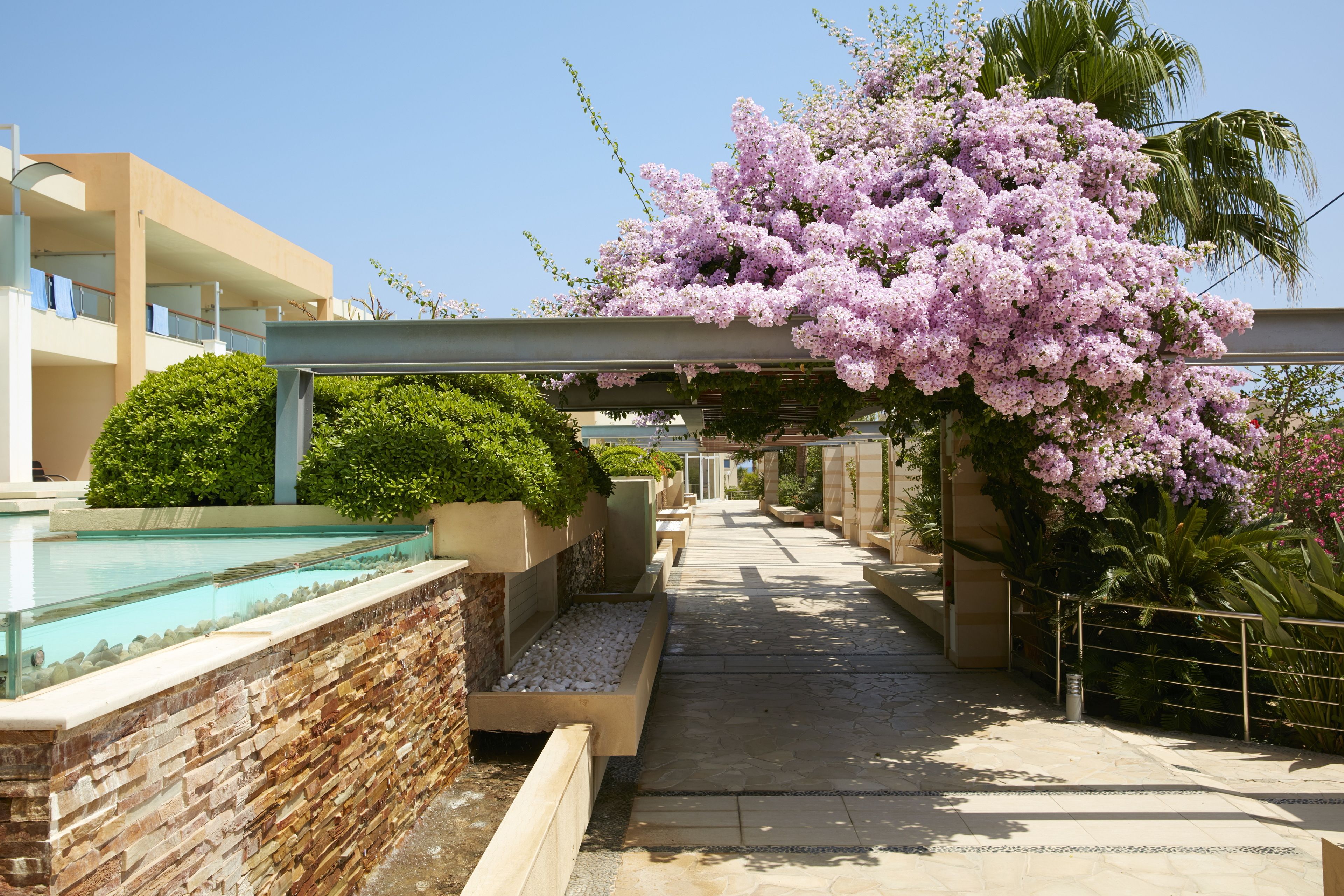 Minoa Palace Resort