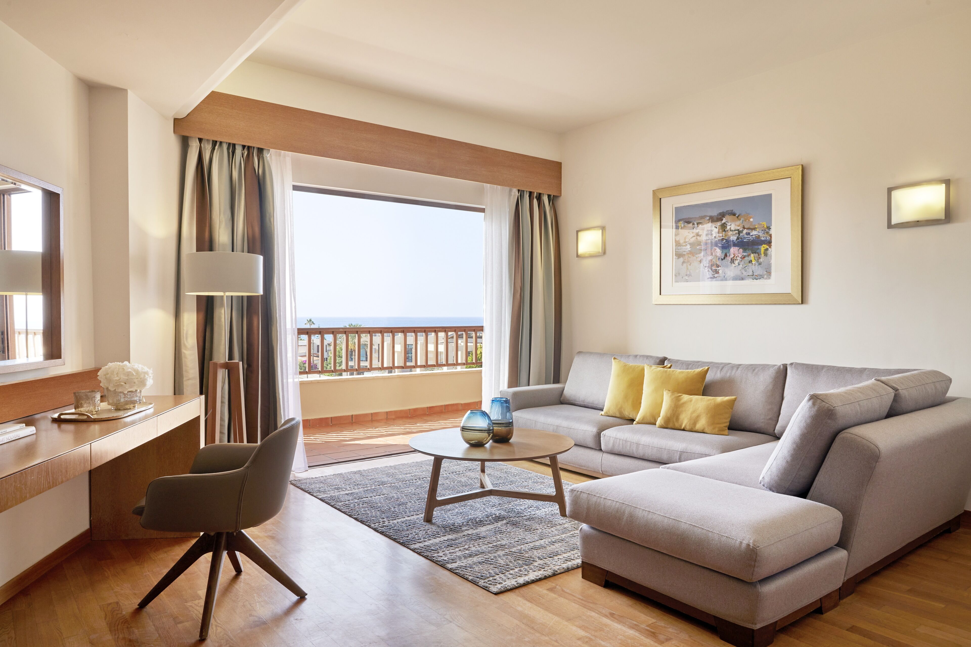Minoa Palace Resort