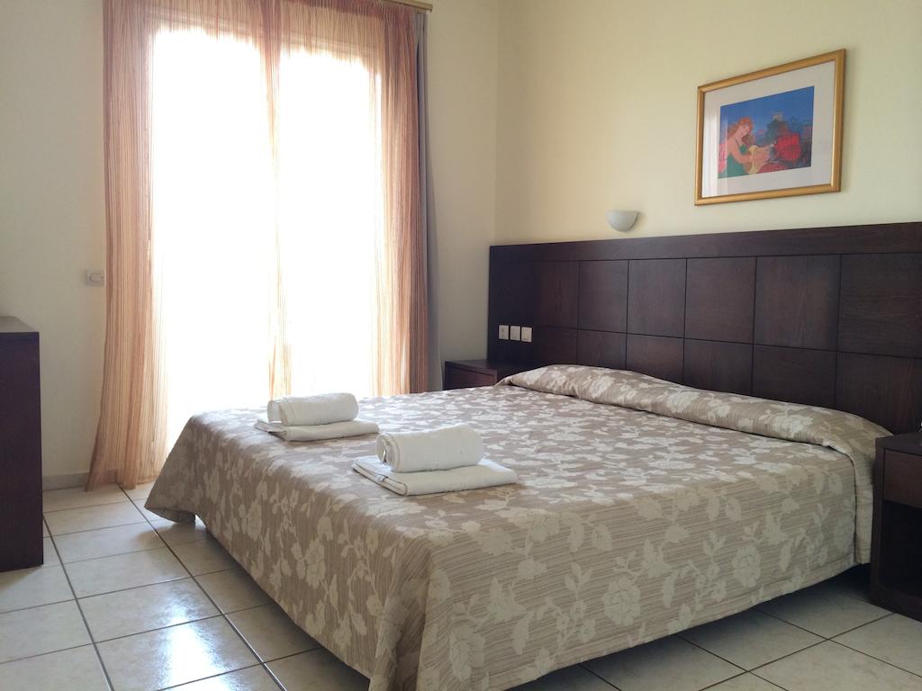Bueno Hotel Apartments
