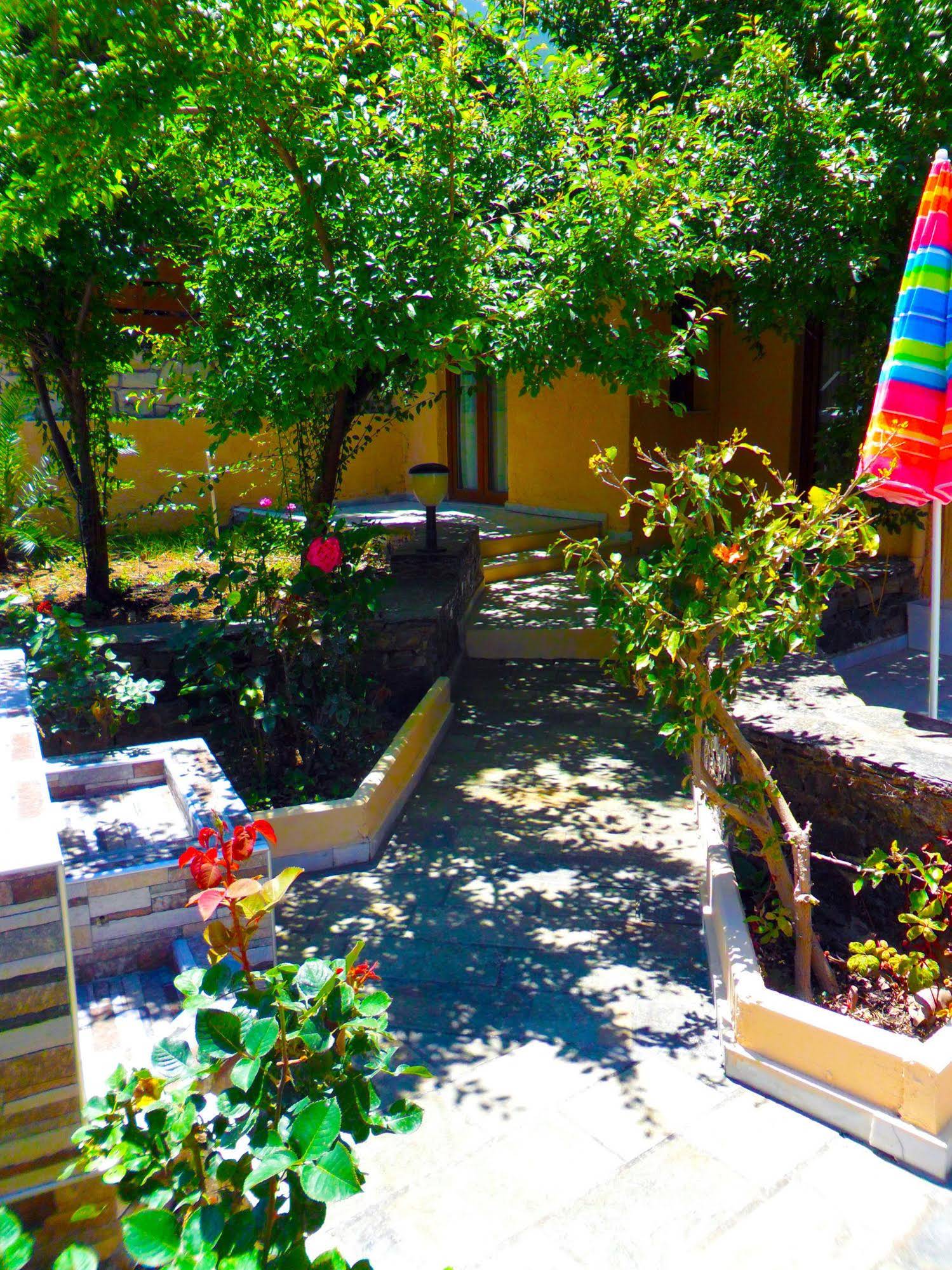 Katerini Apartments