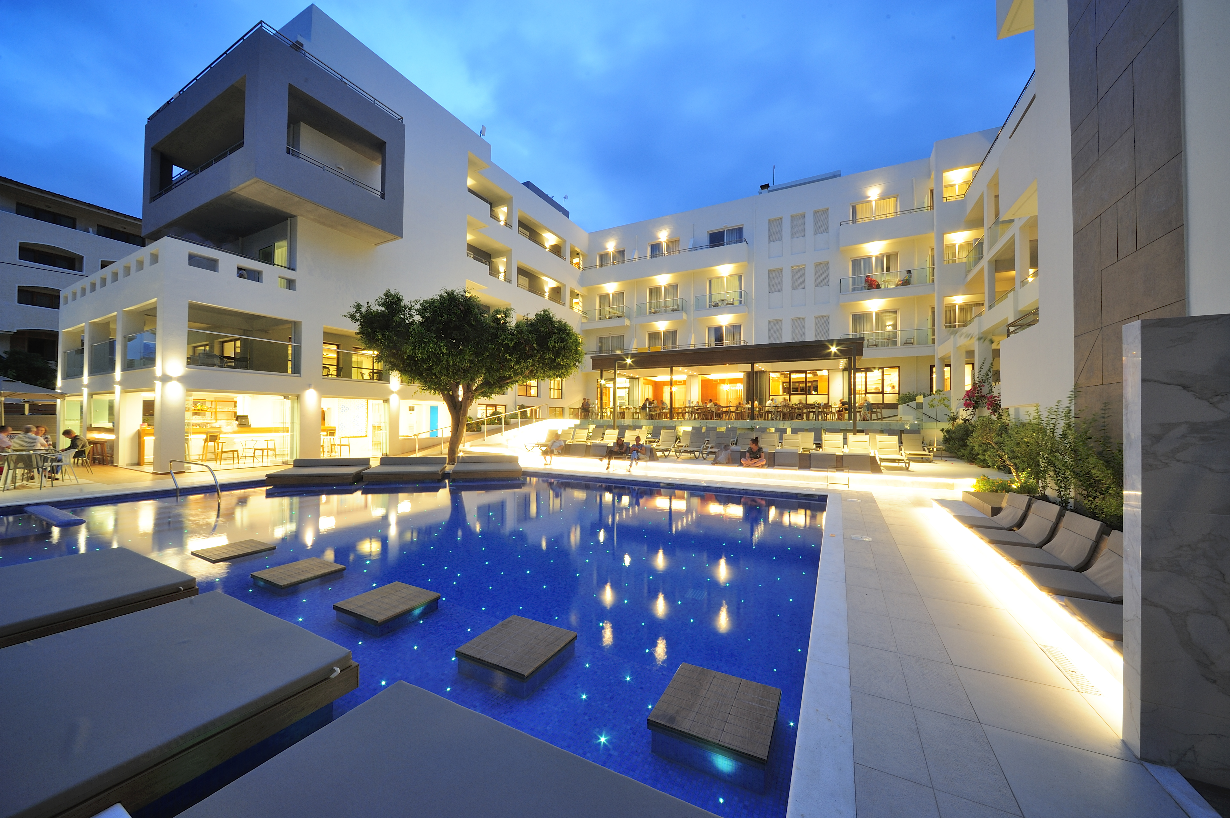 Atrium Ambiance Hotel