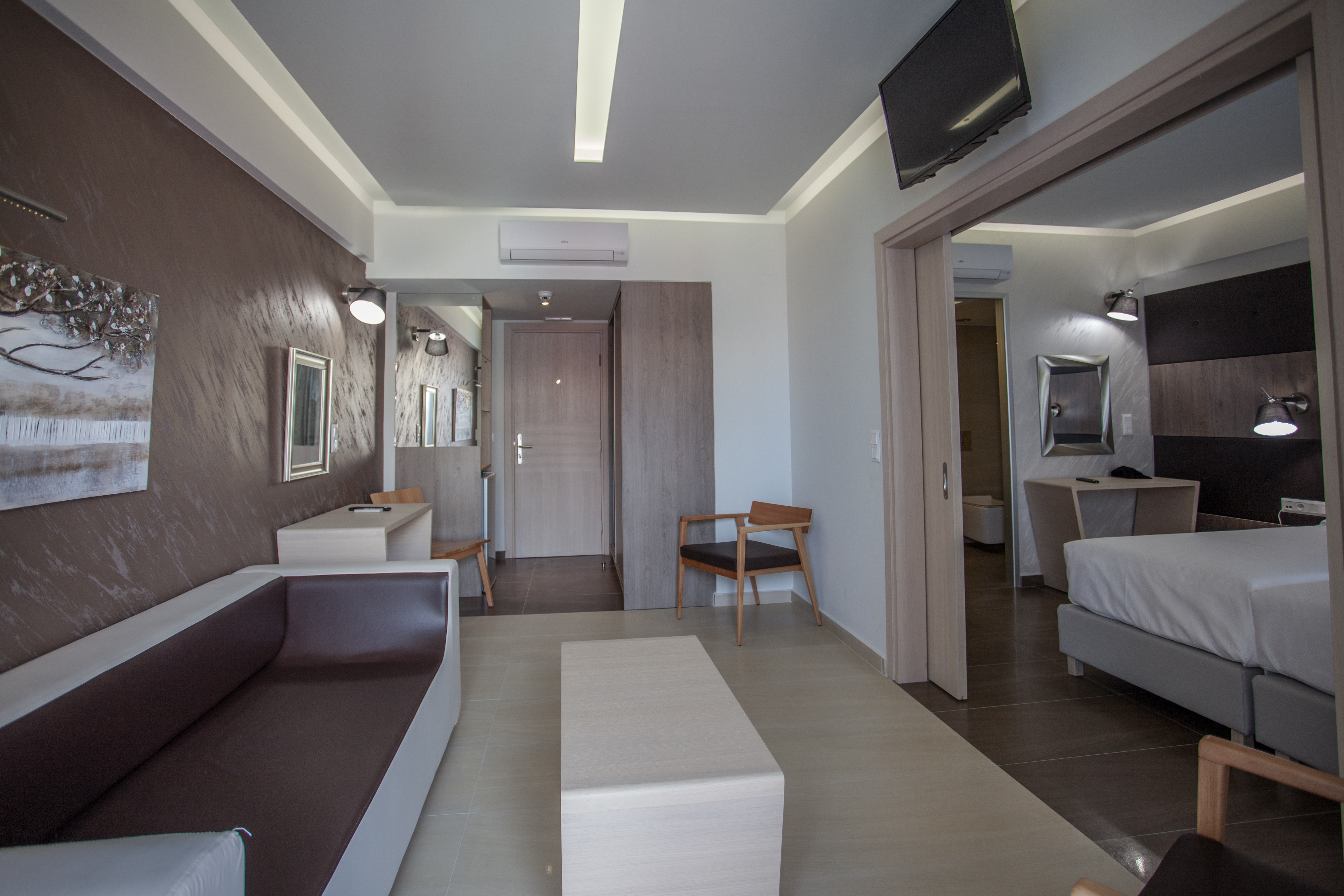 Melrose Hotel