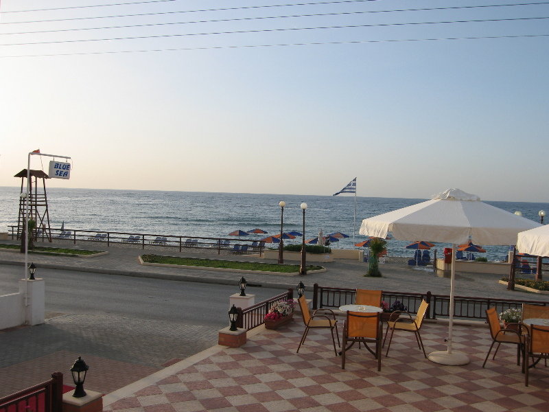 Blue Sea Apartments