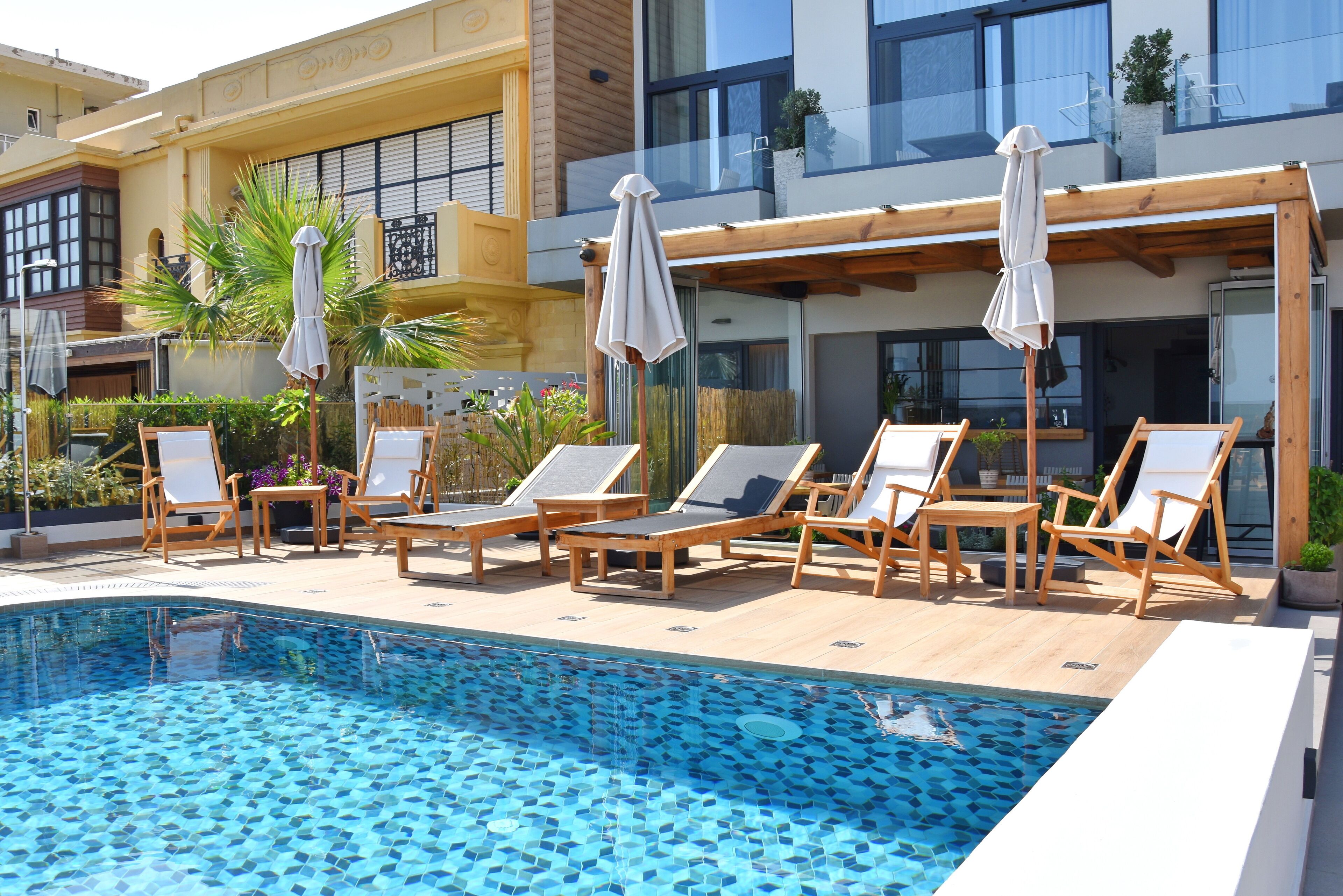 Calla Luxury Seafront Suites