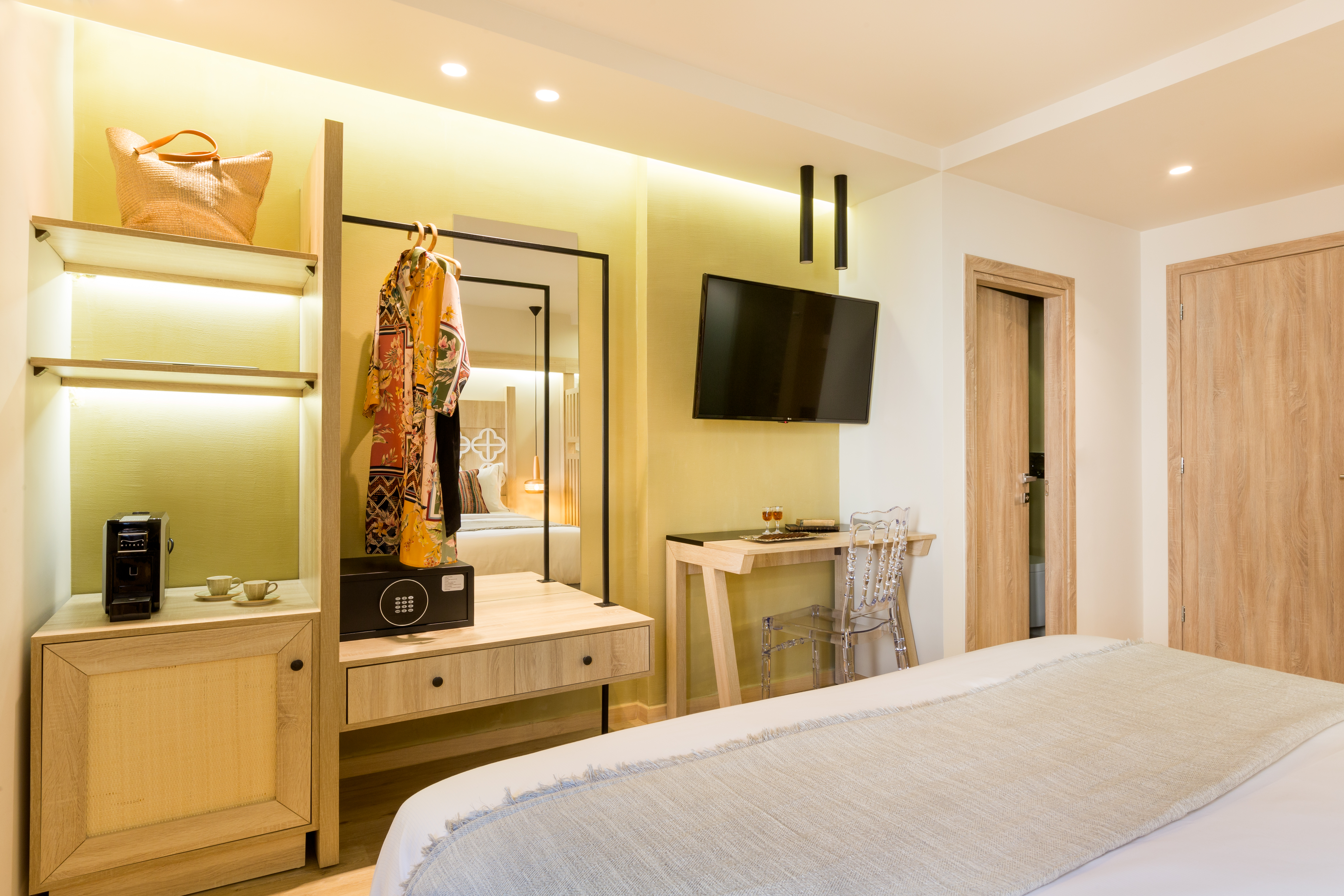 Cressa Suites - Adults Only